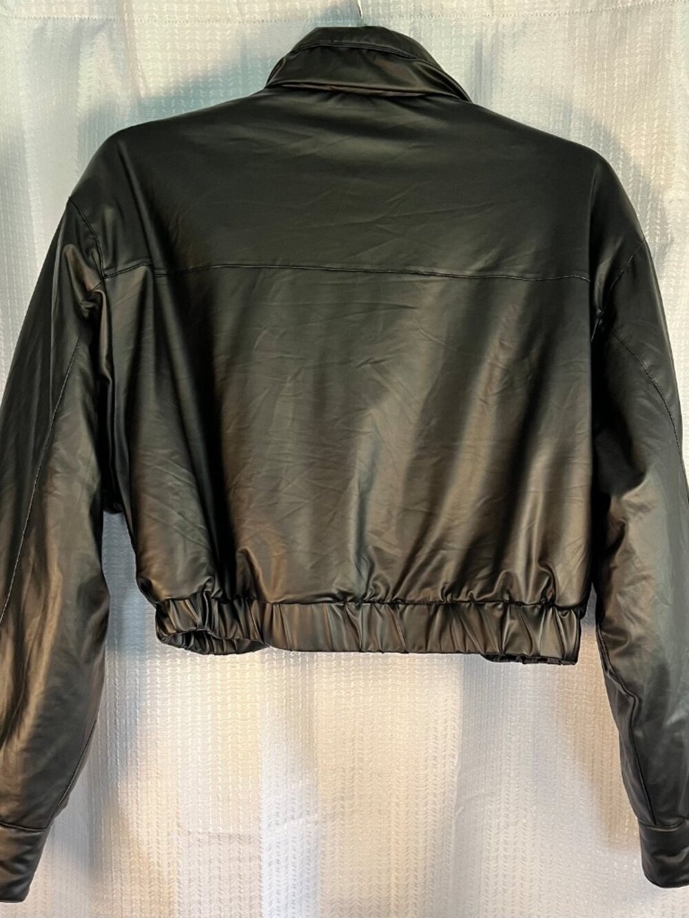 Labijou Black Puffer Cropped Jacket Vegan Leather size M - Picture 2 of 3